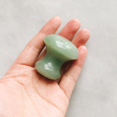 THE DE-PUFFING ROSE QUARTZ EYE MASSAGE TOOL | Gua Sha | LOSHEN & CREM