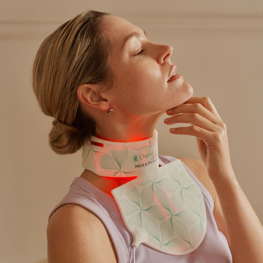 OMNILUX CONTOUR NECK & DECOLLETE | LED mask | LOSHEN & CREM